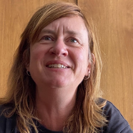 freya-maes-belgian-photographer-street-photography-film-the-naked-belgian-by-jurgen-buedts