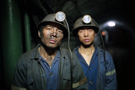 From Somewhere to Nowher - a film by Villi Herman on The Darkroom Rumour - 01